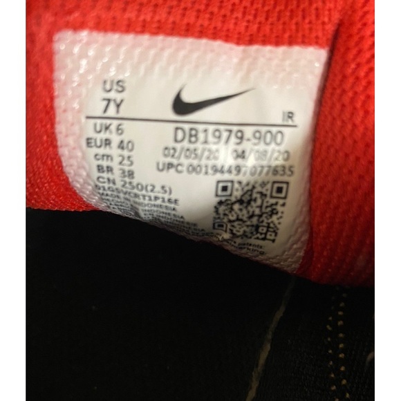 Nike Air Max Plus TN GS Size 7Y Remix Pack DB1979-900 Black Denim Running Shoes - Picture 5 of 7